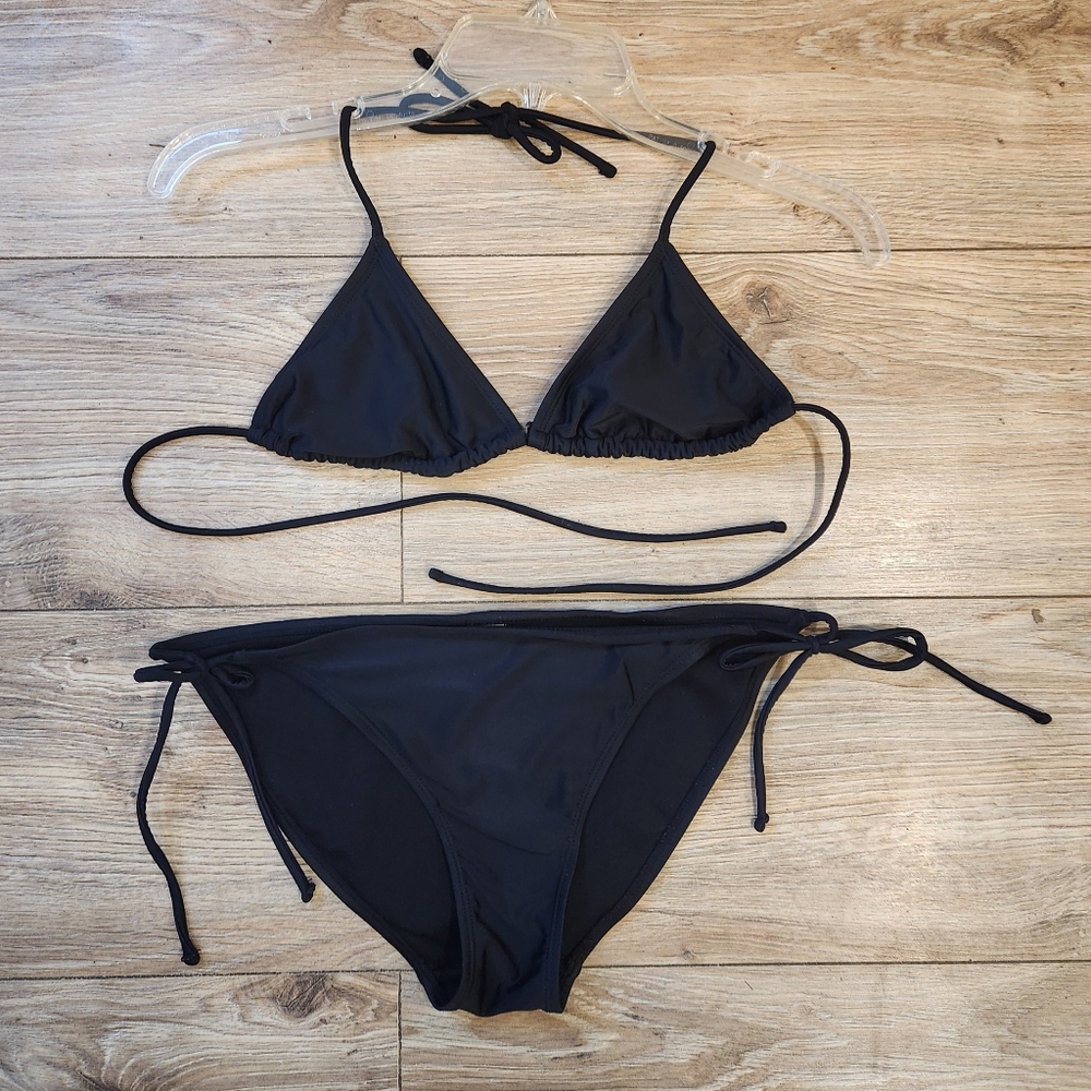 NO BOUNDARIES BLACK TRIANGLE BIKINI SET SZ SMALL TOP/MEDIUM BOTTOM